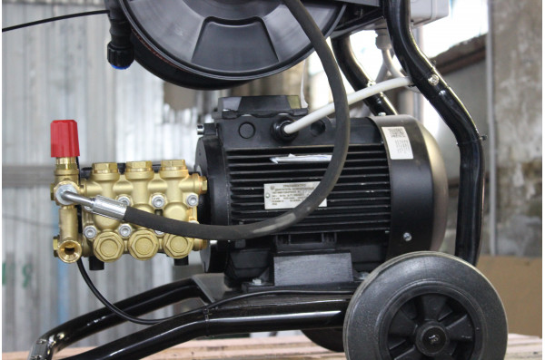 АВД Тритон H 15/200 BP 5.5 R (на тележке с барабаном)