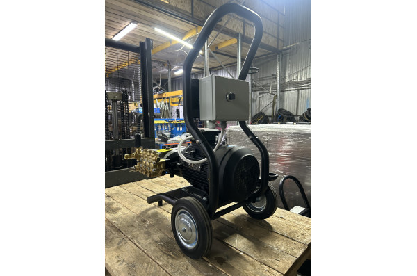 АВД Тритон H 15/200 BP 5.5 T ( на тележке, с электрикой и теплозащитой )