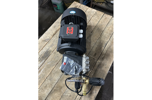 Моноблок Тритон AR15/250 TS 7.5 T (без электрики)