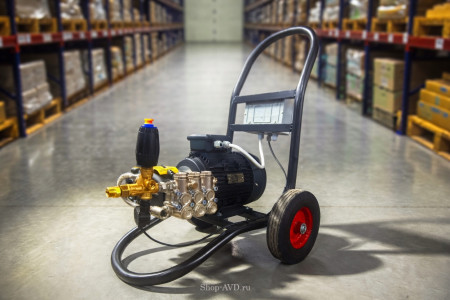 АВД Тритон M 15/200 TS 5.5 (на тележке с электрикой и теплозащитой)