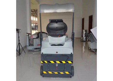 Bennett Tornado 700BD