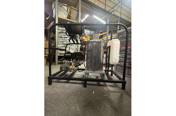 АВД Тритон с бензиновым двигателем Loncin 21/25 12.2 (с подогревом)