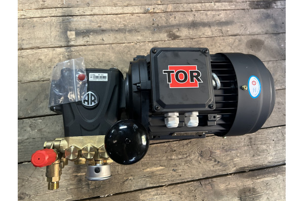 Моноблок Тритон AR RR 15/200 BP 5.5 Т (манометр, термоклапан, гидрокомпенсатор, без электрики)