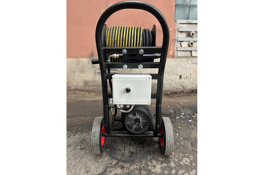 АВД ТРИТОН AR 15/200 T 5.5  (на тележке с барабаном)