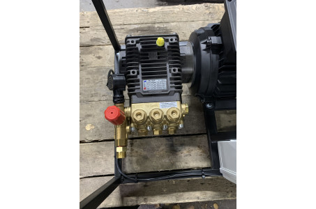 АВД Тритон Bertolini 15/200 BP 5.5 TOR (на раме, электрика с теплозащитой)