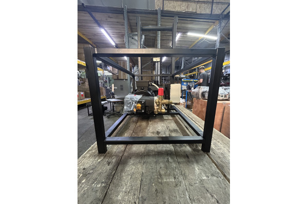 АВД Тритон AR RR 15 250 BP 7 Titan ( на раме, электрика с теплозащитой)