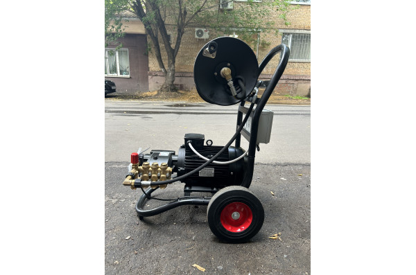 АВД ТРИТОН Н 21/200 TS Т 7.5 (на тележке с барабаном)