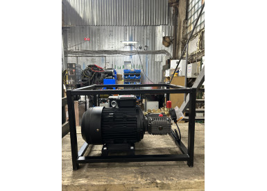 АВД Тритон C ZW 15/200 (85 °C)  TS 5.5 T ( на раме с электрикой с теплозащитой)