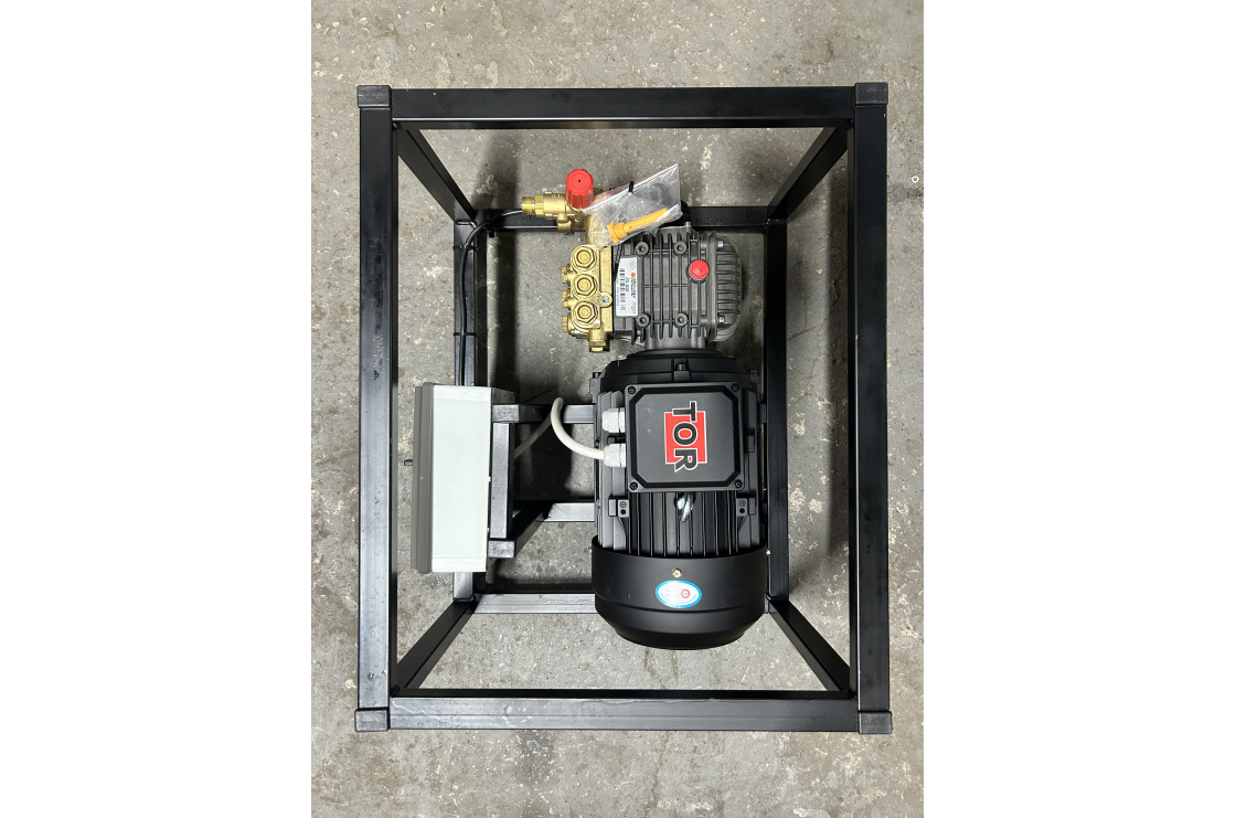 АВД Тритон C ZW 15/200 (85 °C)  TS 5.5 T ( на раме с электрикой с теплозащитой)