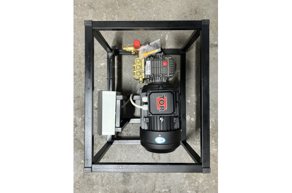 АВД Тритон C ZW 15/200 (85 °C)  TS 5.5 T ( на раме с электрикой с теплозащитой)