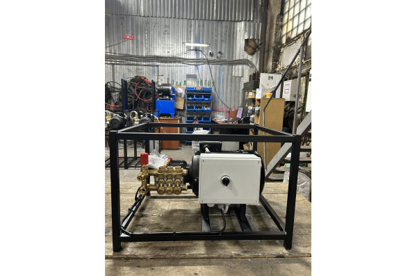 АВД Тритон C 15/207 TS 5.5 R ( на раме, электрика с теплозащитой)