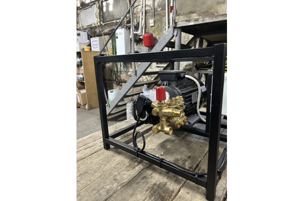 АВД Тритон C 15/207 TS 5.5 R ( на раме, электрика с теплозащитой)