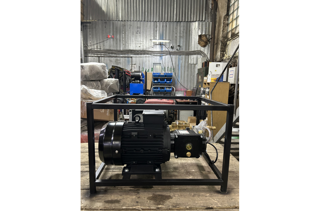 АВД ТРИТОН H 15/200 TS 5.5 T  ( на раме, электрика с теплозащитой)