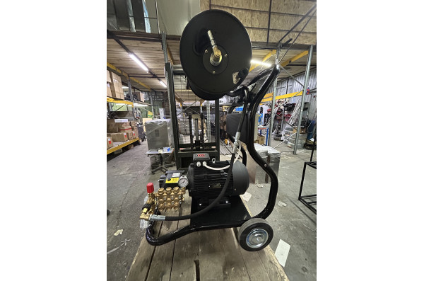 АВД ТРИТОН H 21/200 TS 7.5 T   (на тележке, электрика с теплозащитой)