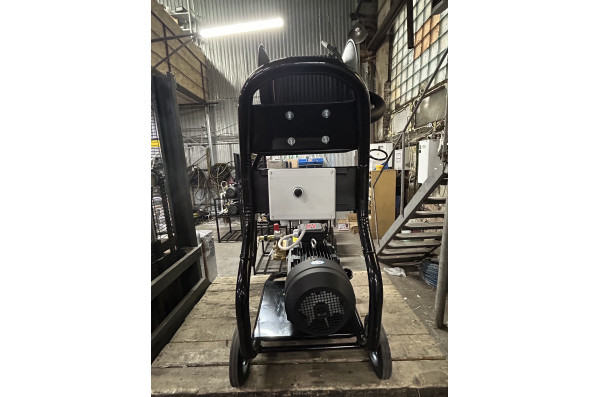 АВД ТРИТОН H 21/200 TS 7.5 T   (на тележке, электрика с теплозащитой)