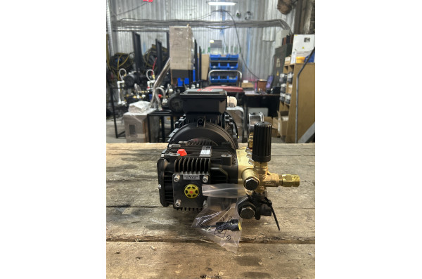 Моноблок TOR 15/20 BP 5.5 TOR ( + манометр)