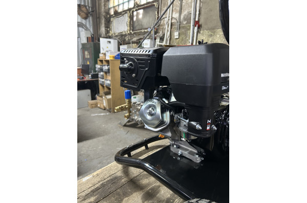 АВД Тритон AR 15/275 ВР 8.5  (Бензиновый, на тележке)