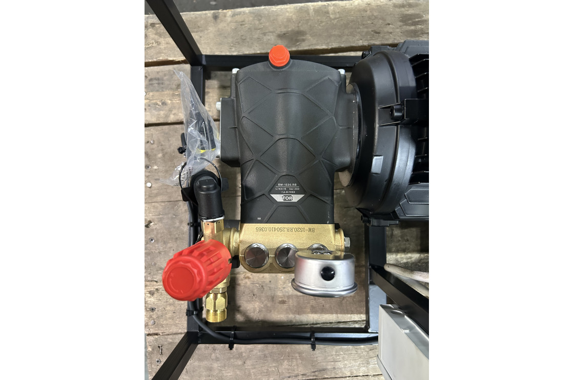 АВД Тритон Т 15/200 TS 5,5 ( на раме )