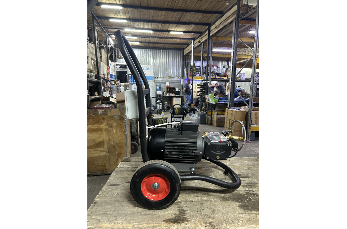 АВД Тритон AR 15/200 TS 5.5 R (на тележке)