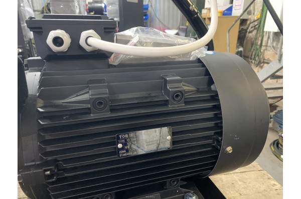 АВД Тритон Т 15/250 TS 7.5 Т (на тележке, с манометром, электрика с теплозащитой)