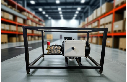 АВД Тритон AR RR 15 250 BP 7 Titan ( на раме, электрика с теплозащитой)