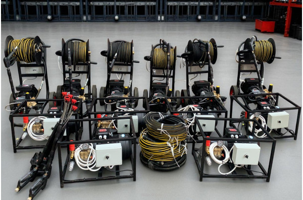 АВД Тритон T15/200 TS 5.5 T ( на раме, термоклапан, электрика с теплозащитой IP 65 380 в, провод 4х-жильный 3 метра)