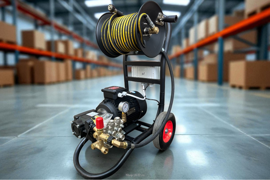 АВД Тритон Н 15/200 TS 5.5 Т (на тележке с катушкой 30 метров, с манометром, электрика с теплозащитой)