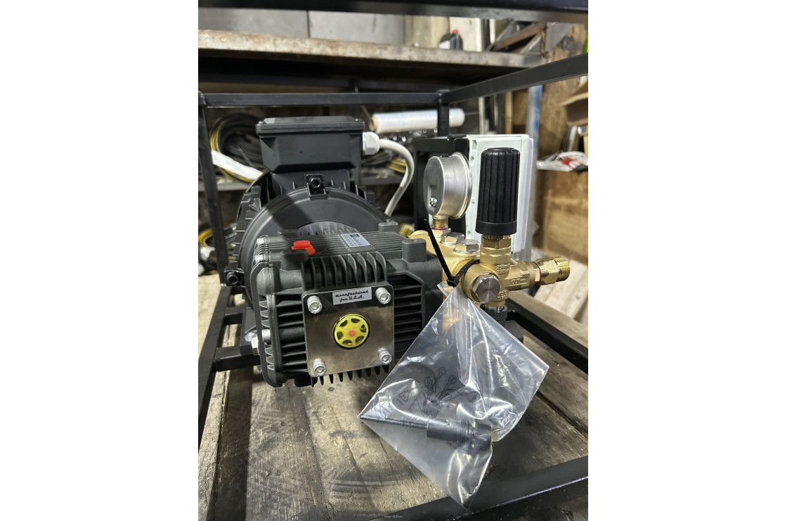 АВД Тритон TOR 15/200 ВР 5.5 (на раме, электрика с теплозащитой)