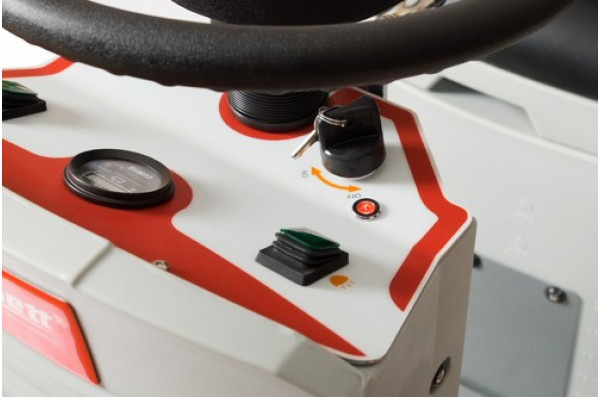  Поломоечная машина BENNETT HUSSAR H860B