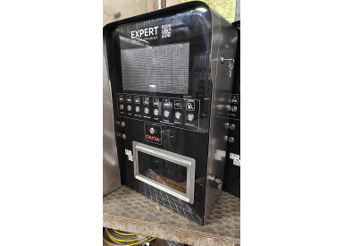 Комплекс оборудования для мойки самообслуживания