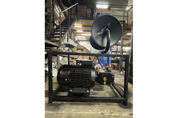 АВД ТРИТОН H 15/200 TS 5.5 T  (Барабан для шланга, электрика с теплозащитой, манометр)