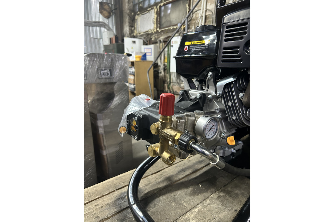 АВД Тритон AR 15/275 ВР 15.0 (тележка, катушка 15 м, манометр)