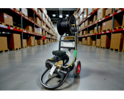 АВД Тритон T 11/250 T 3.0 ( на тележке, фильтр, сухой ход, электрика с теплозащитой, с катушкой)