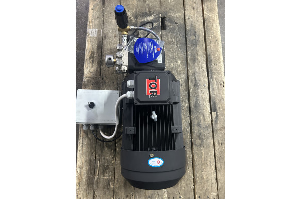 Моноблок Тритон AR 15/250 TS 7.5 T (электрика с теплозащитой)