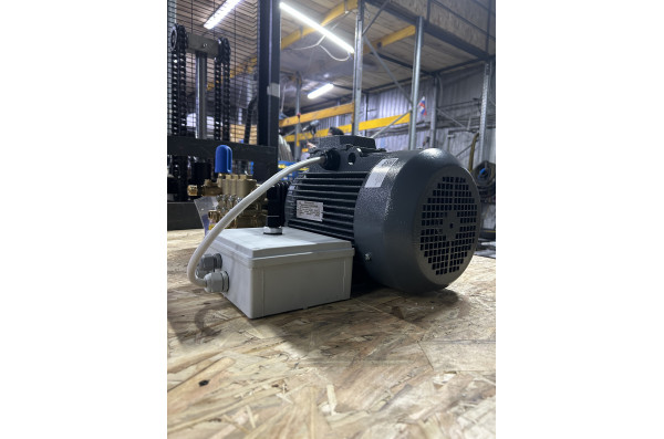 Моноблок Тритон B 15/280 IMM 112 5.5 (электрика и теплозащита)