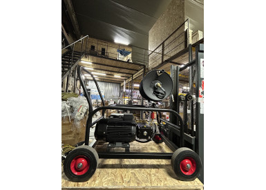 АВД Тритон T 30/300 T 12.5 ( тележка 4 колеса, барабан, манометр, электрика с теплозащитой)