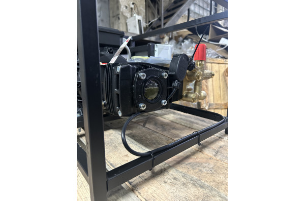 АВД Тритон U 15/200 TS T 5.5 (на раме, фильтр, электрика с теплозащитой)