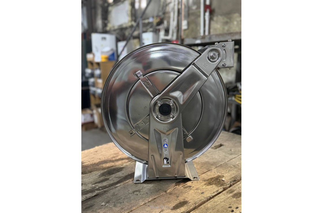 Инерционная катушка для шланга (20 метров, 22 × 1,5)