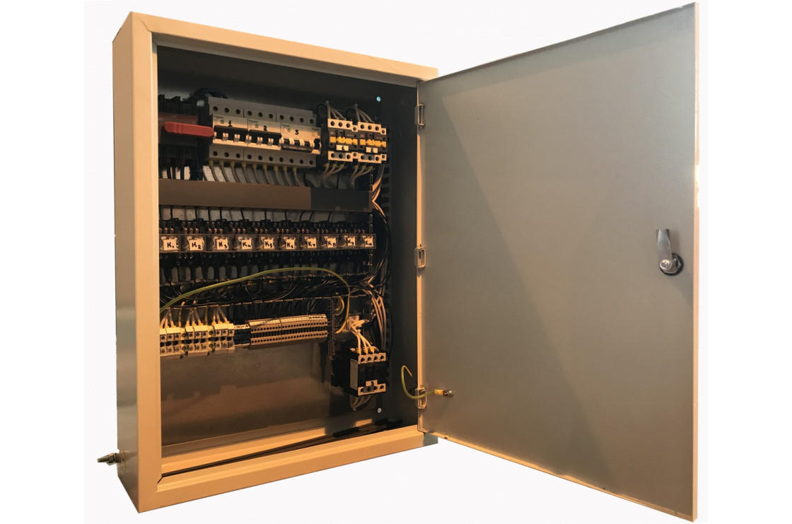 Установка 2 насоса 85 л/мин 150 бар 85 С с подачей 2-х моющих средств + насос для мойки люков