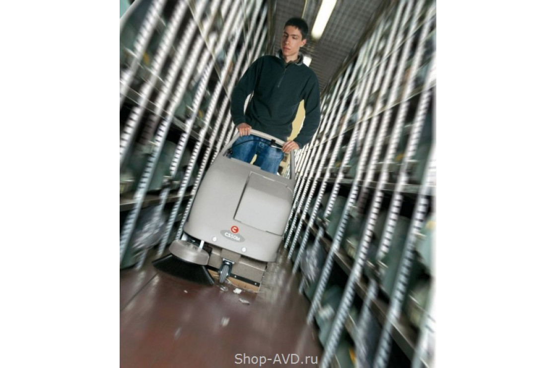 Подметальная машина COMAC CS 50B