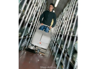 Подметальная машина COMAC CS 50B
