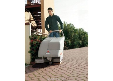 Подметальная машина COMAC CS 50H