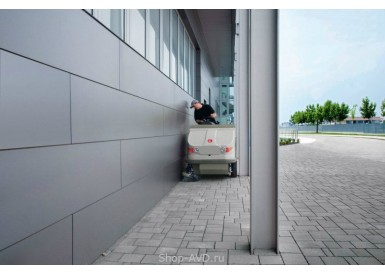 Подметальная машина COMAC CS 110B