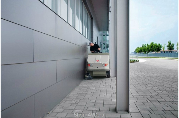 Подметальная машина COMAC CS 90 Bifuel