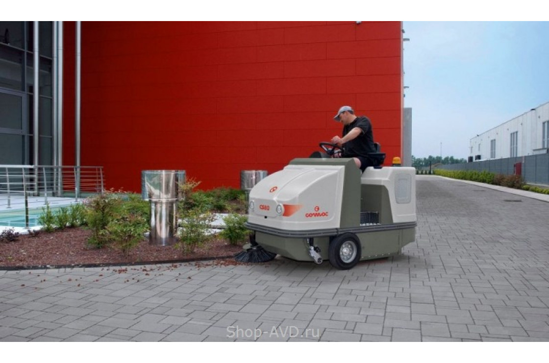 Подметальная машина COMAC CS 80 Bifuel