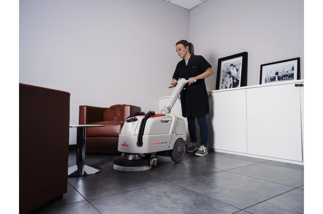 Поломоечная машина Comac Vispa Evo