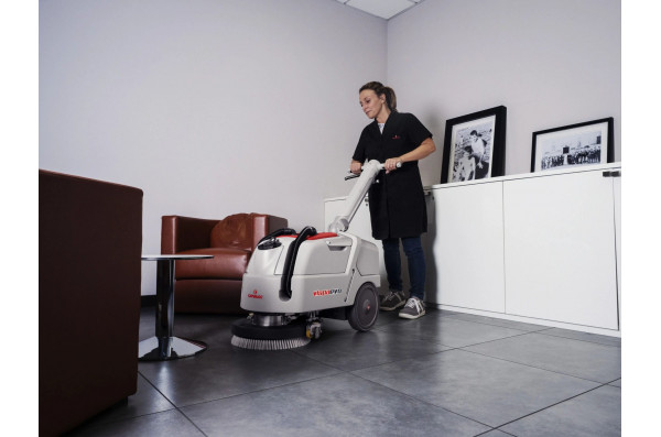 Поломоечная машина Comac Vispa Evo