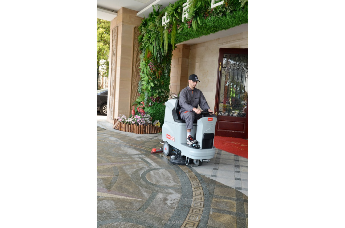 Bennett Hussar H760b (с летиевым АКБ 150 Ач)