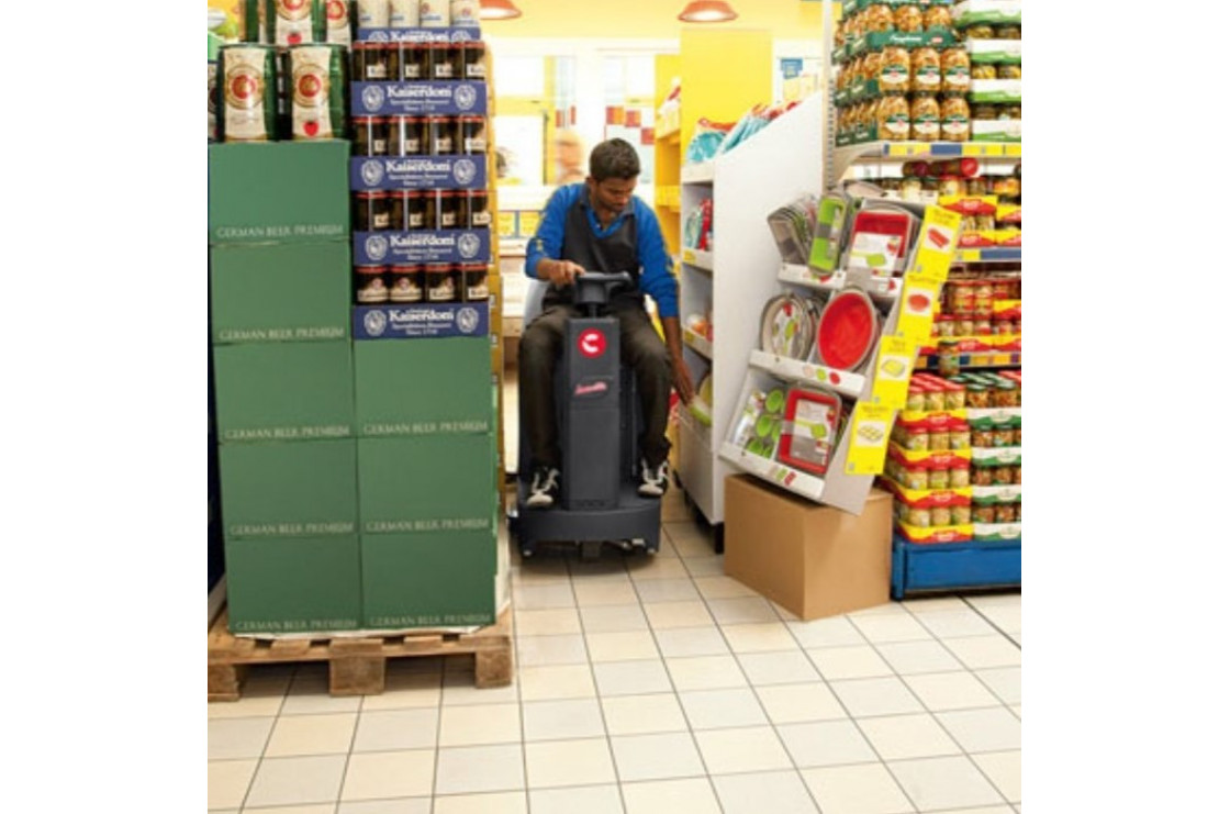 Поломоечная машина Comac Innova 22 B (литиевые АКБ 100 Ач)