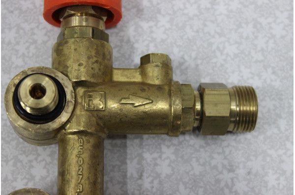 Регулятор APR-20